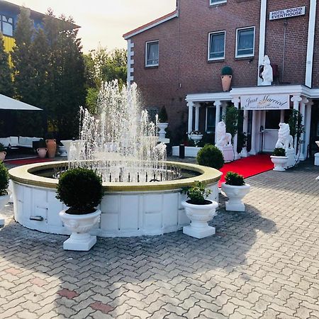 Hotel Bouzid - Laatzen Exterior photo